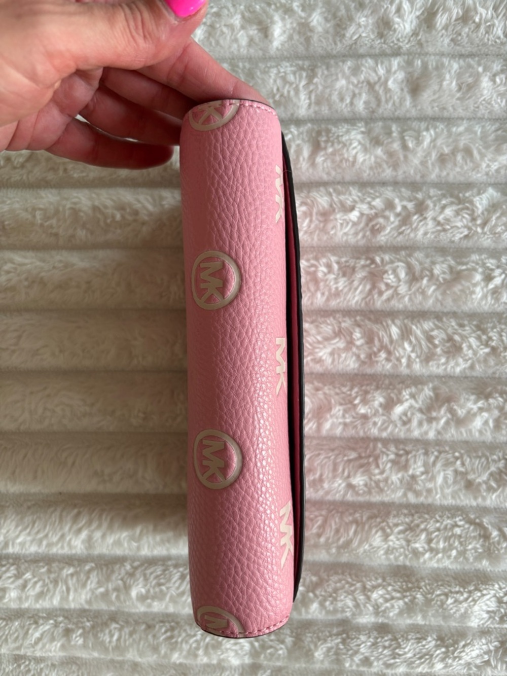 Michael Kors Pink MK Logo Envelope Wallet with Gold Accent - Picture 3 of 7